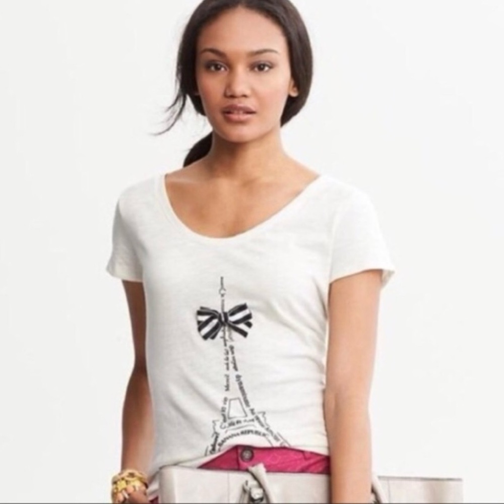Banana Republic Women’s Ivory Paris Eiffel Tower Bow‎ T-Shirt Size Small